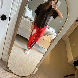 Free people blackish brown top! Size extra small. Only worn once.